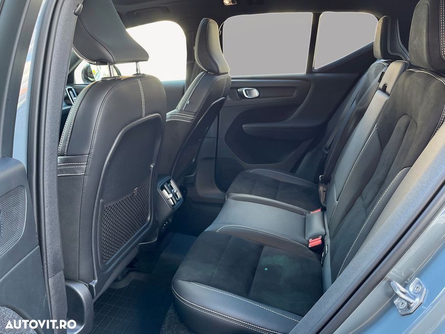 VOLVO XC40 2020 — imagine 18