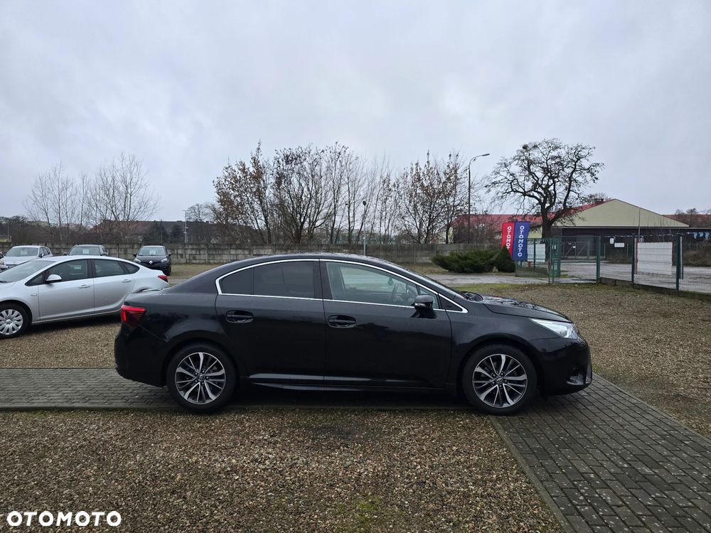 Toyota Avensis 2.0 Prestige NAVI MS - 5