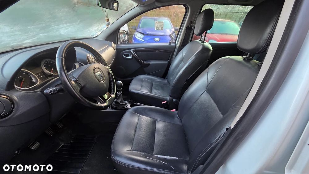 Dacia Duster dCi 110 FAP 4x4 Prestige - 10