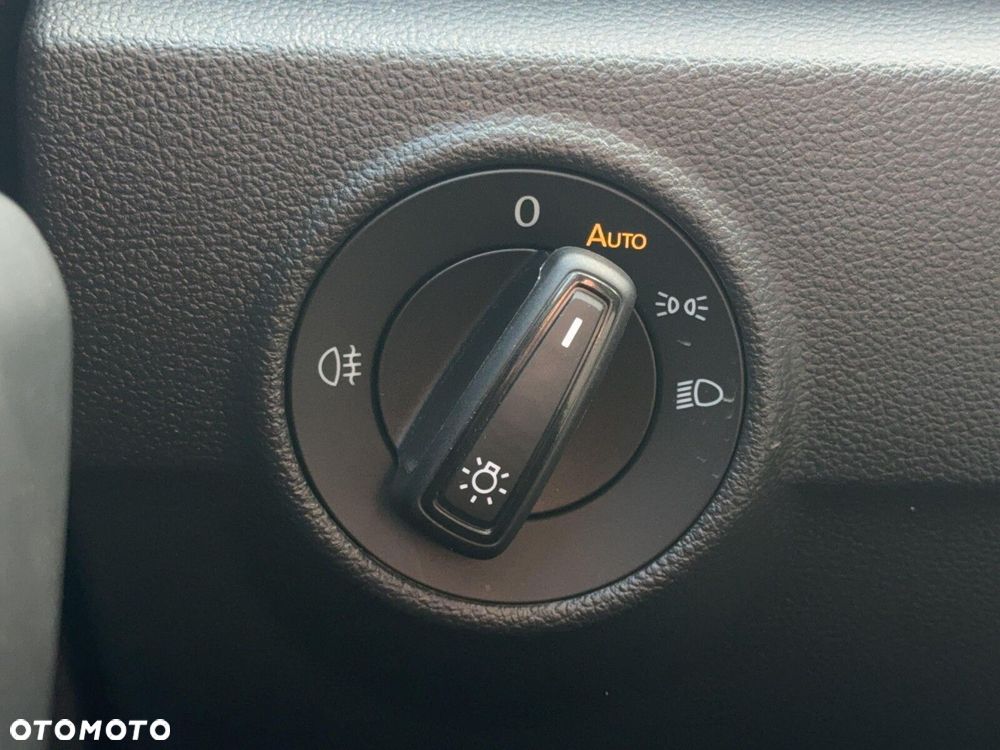Volkswagen T-Roc 1.5 TSI Life - 25