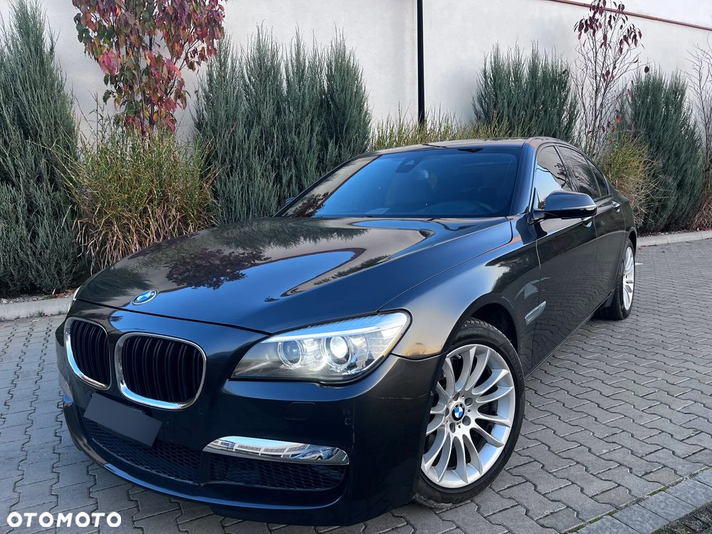 BMW Seria 7 750i Edition Exclusive - 4