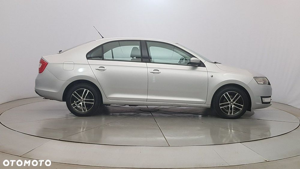 Skoda RAPID - 8