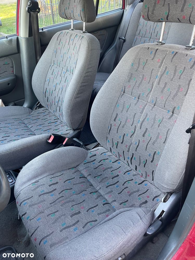 Hyundai Accent 1.3 GLS (klm) - 6