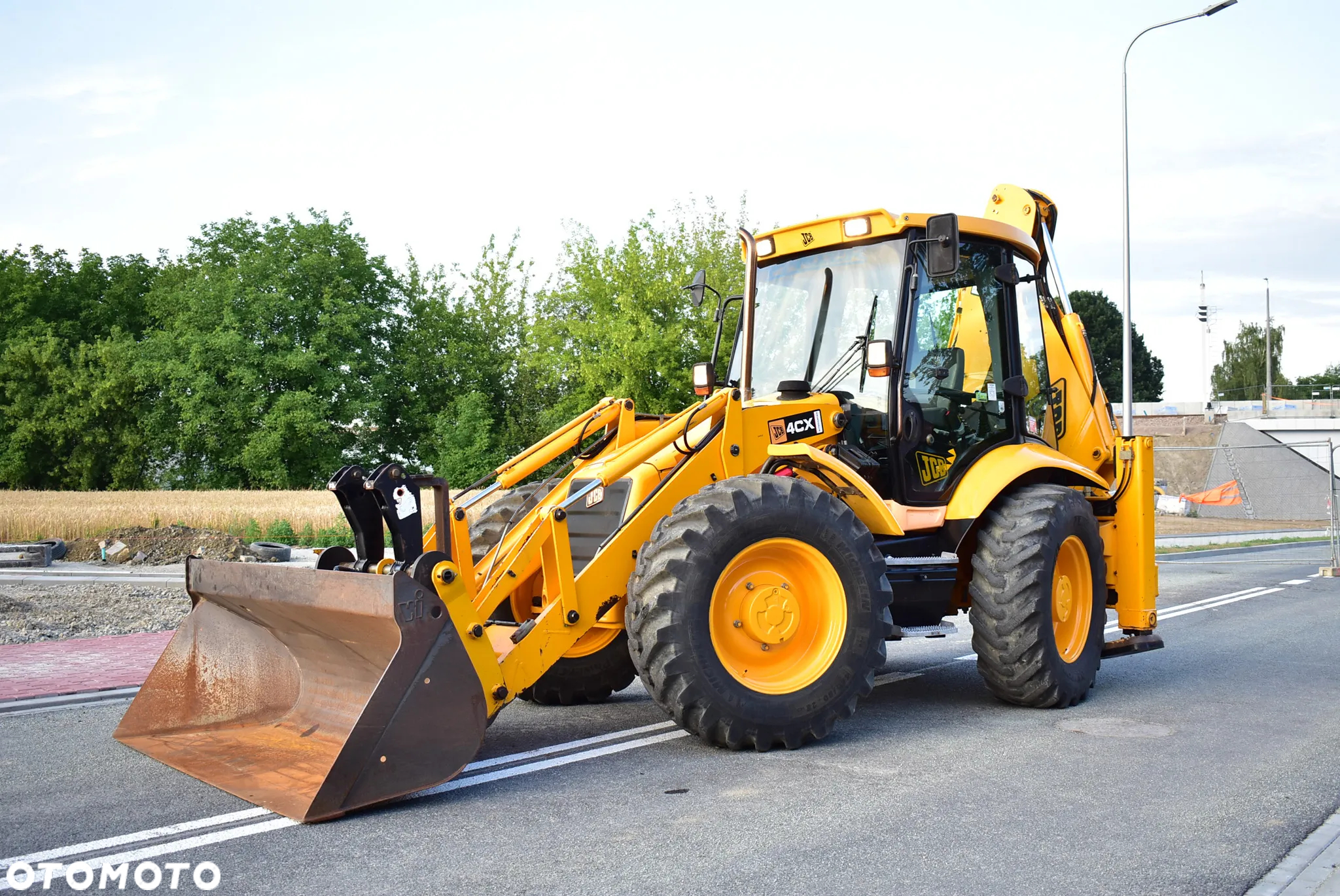 JCB 4CX Koparko-Ładowarka/ 9.600 Mth /3 Łyżki/ Maszyna sprowadzona z Austrii, Stan perfekcyjny ! - 29