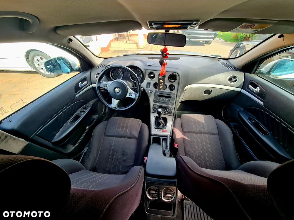 Alfa Romeo 159 - 6