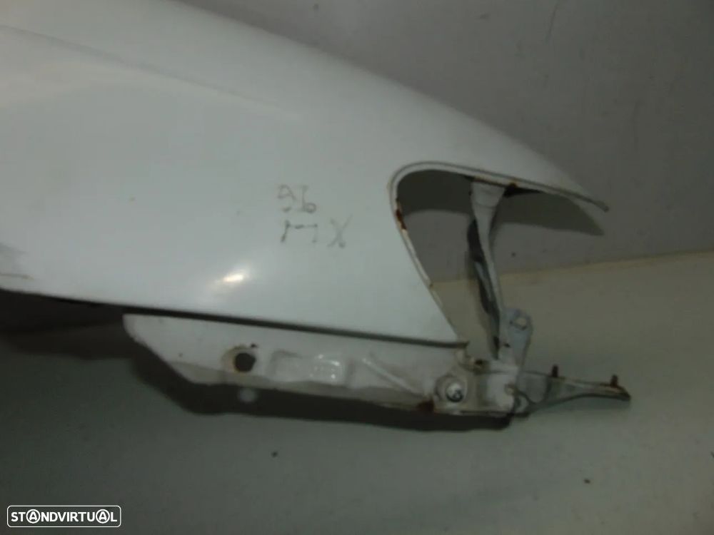 Toyota Corolla XLI guarda lamas - 3