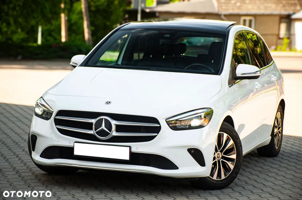 Mercedes-Benz Klasa B 180 Edition 2020 - 11