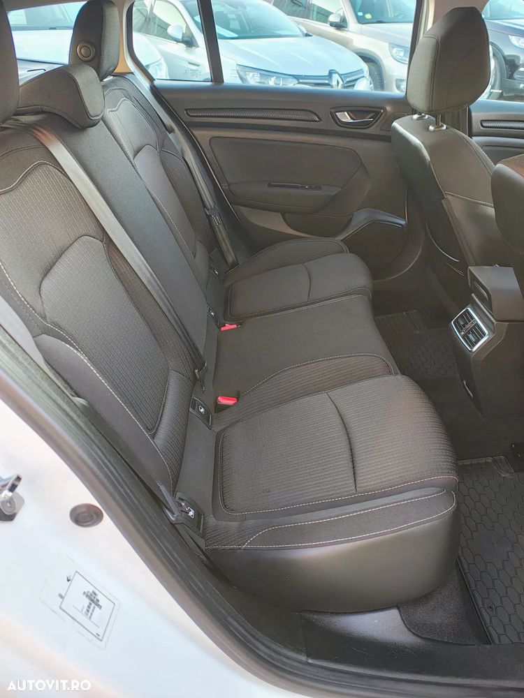 Renault Megane BLUE dCi Business - 23