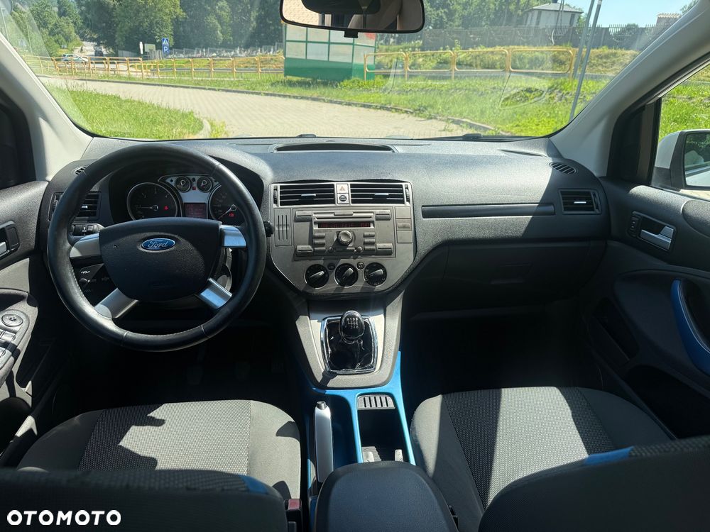 Ford Kuga 2.0 TDCi 2x4 Trend - 17