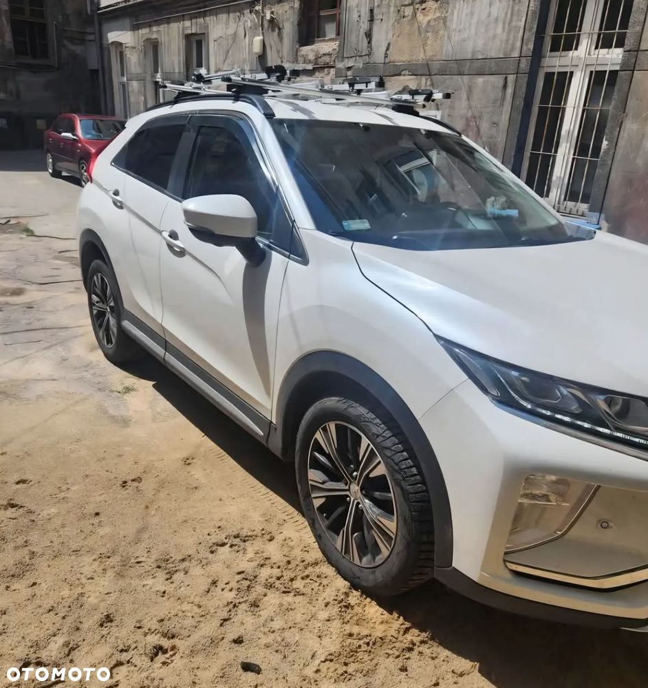 Mitsubishi Eclipse Cross 1.5 T Intense Plus CVT 4WD - 5