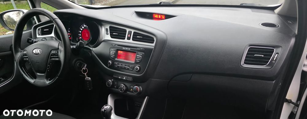 Kia ProCeed 1.4 CRDI M - 11