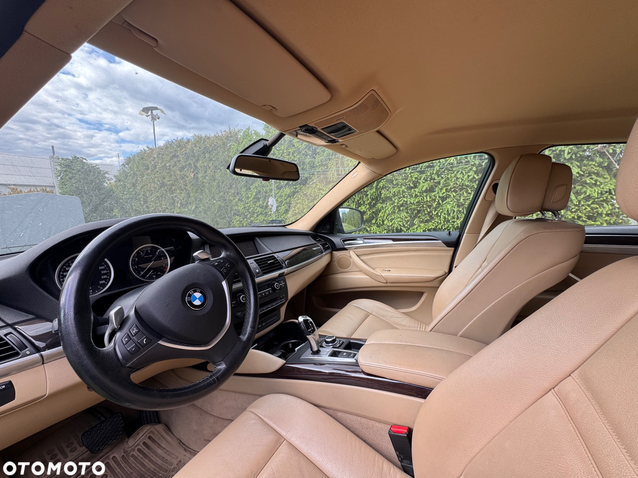 BMW X6 35i xDrive - 9