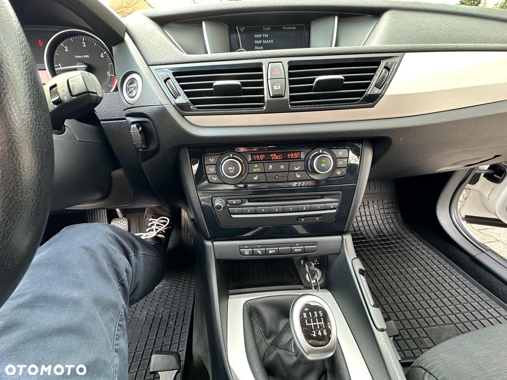 BMW X1 sDrive18d - 13