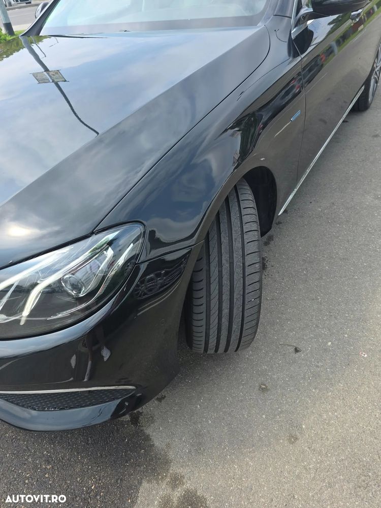 Mercedes-Benz E - 9