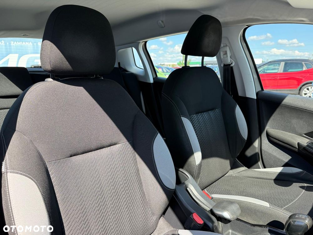 Peugeot 2008 1.2 Pure Tech Active - 17