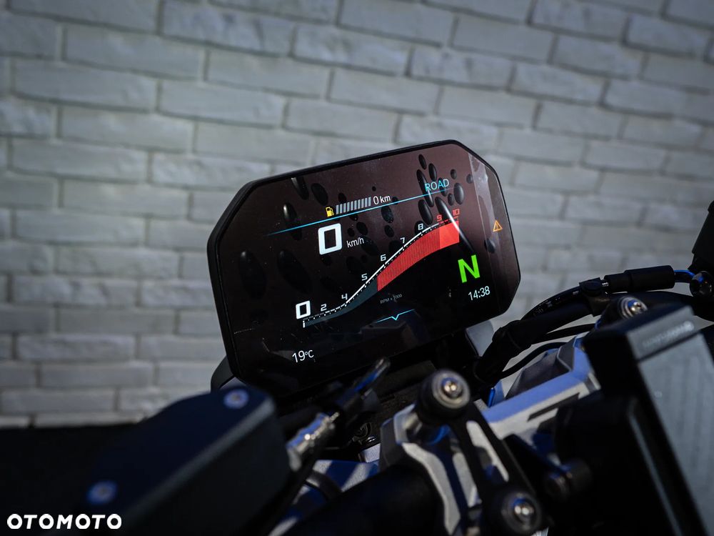 BMW R - 7