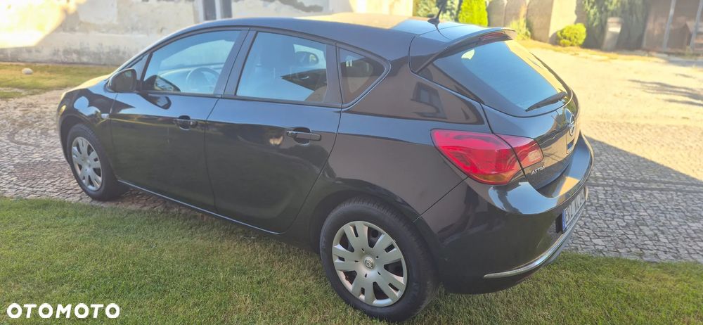 Opel Astra - 2