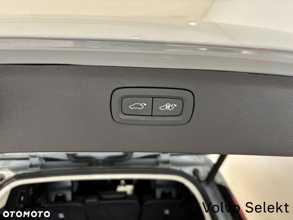 Volvo XC 90 - 34