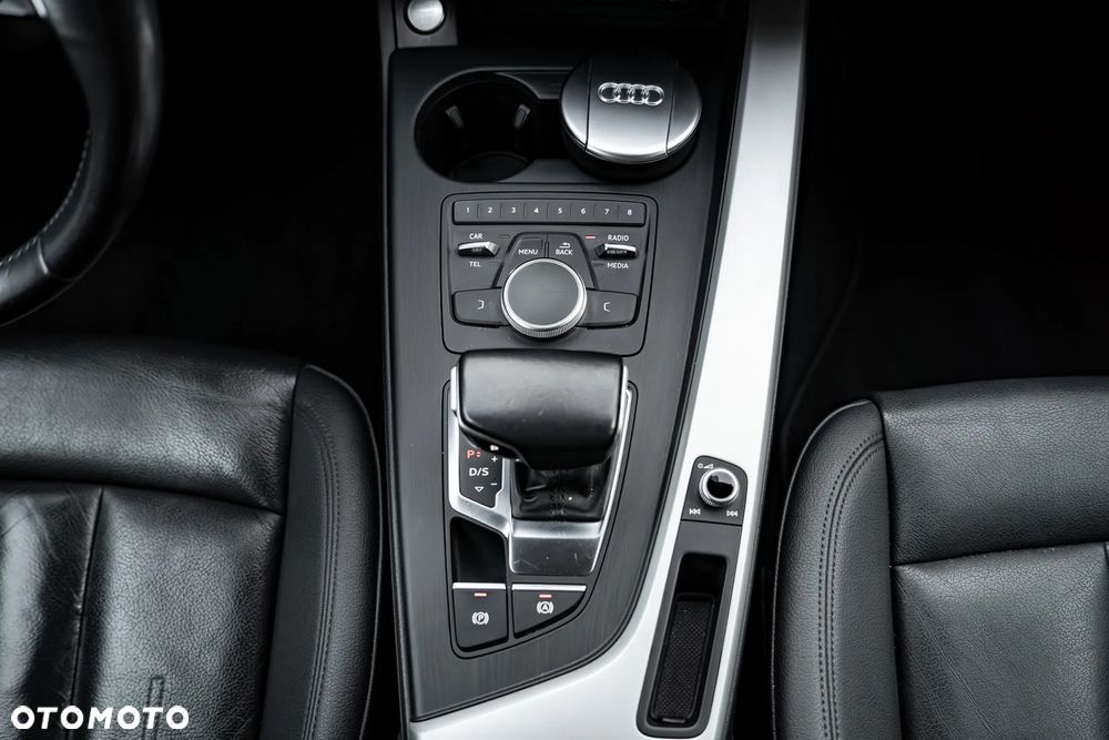 Audi A4 Limousine 1.4 TFSI Design S tronic - 22