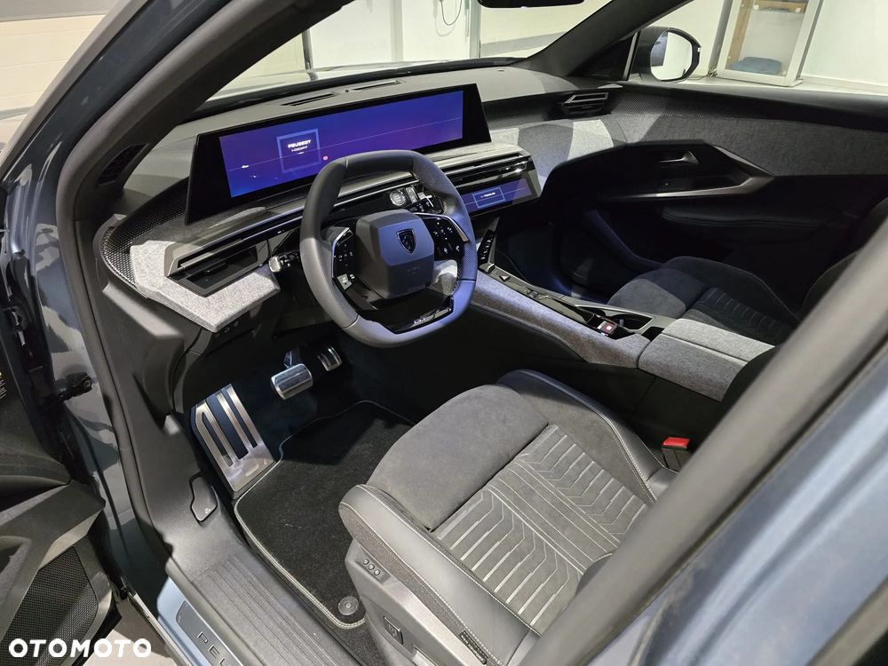 Peugeot 5008 1.2 PureTech mHEV GT S&S e-DCS6 - 14