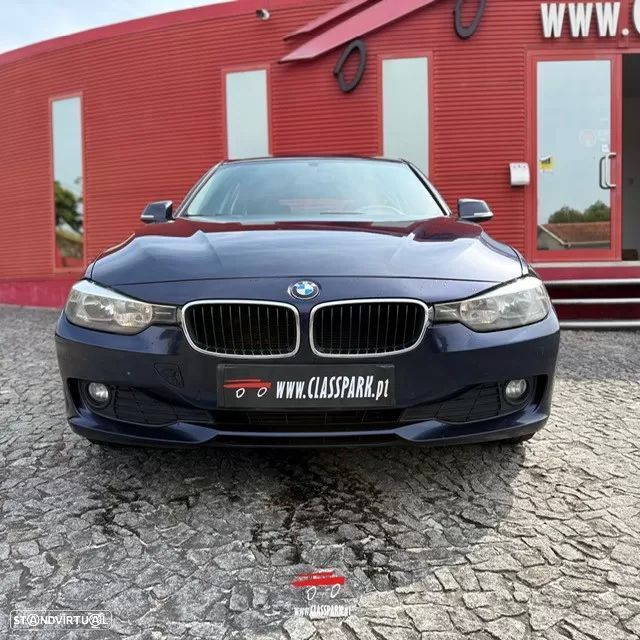 BMW 318 d Modern Line - 12