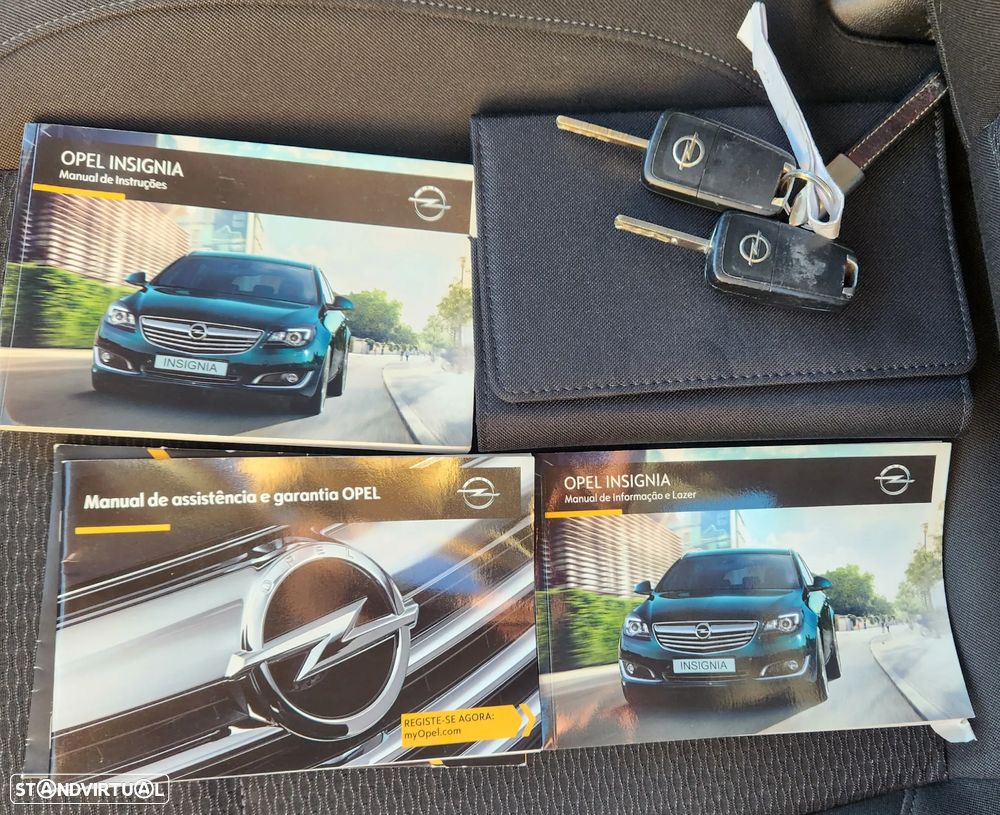 Opel Insignia 2.0 CDTi Executive S/S - 23