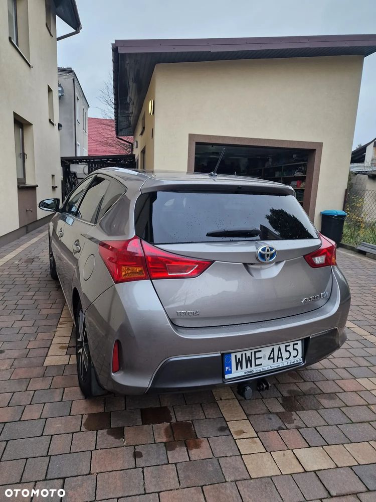 Toyota Auris - 5