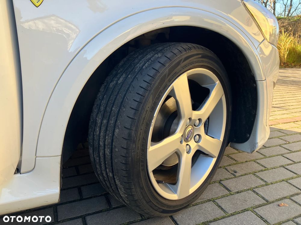 Volvo C30 D2 R-Design - 11