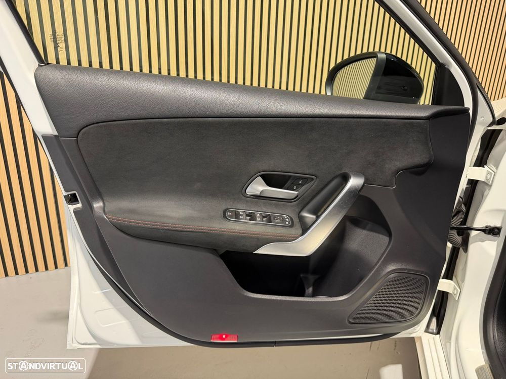 Mercedes-Benz A 180 d AMG Line Aut. - 19