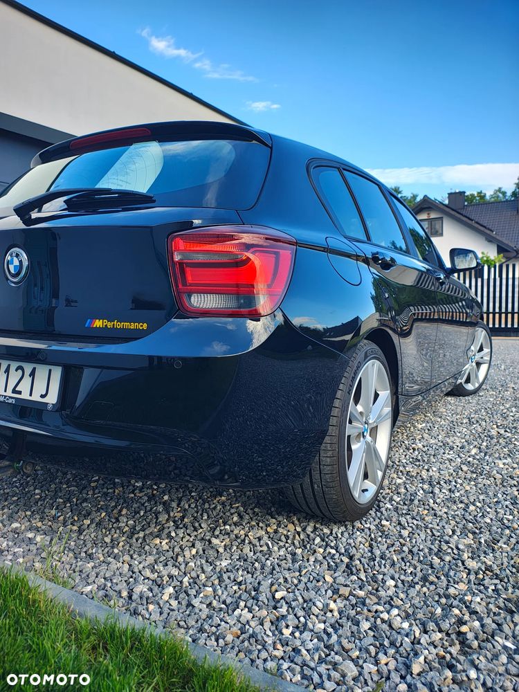 BMW Seria 1 120d Sport Line - 9
