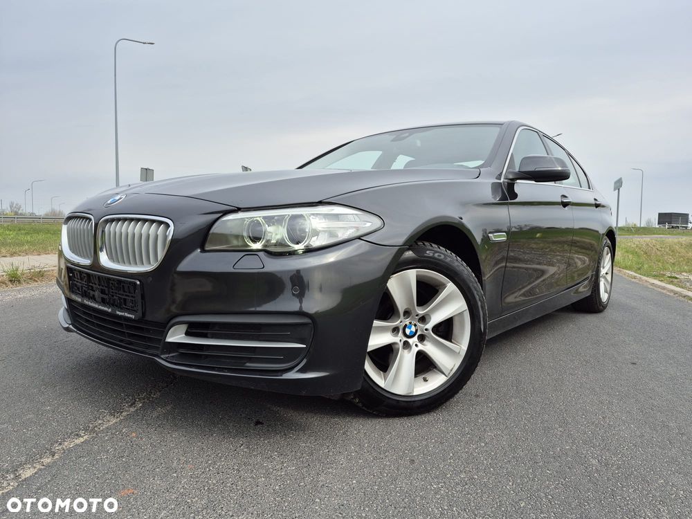 BMW Seria 5 520d xDrive - 2