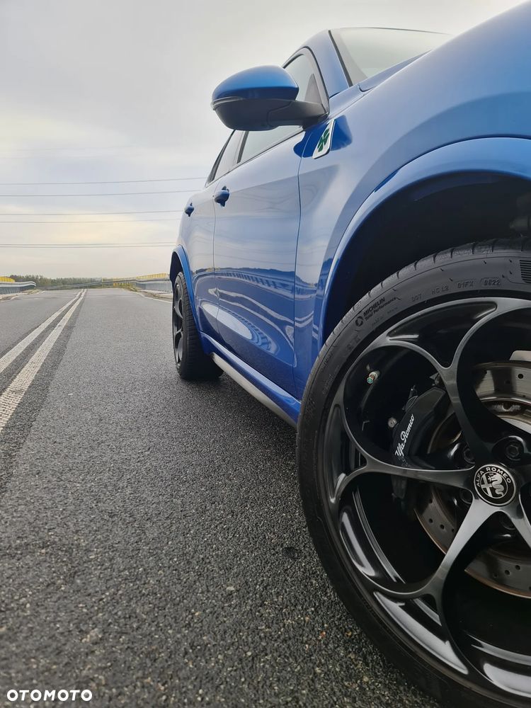 Alfa Romeo Stelvio V6 2.9 Bi-Turbo AT8-Q4 Quadrifoglio - 20