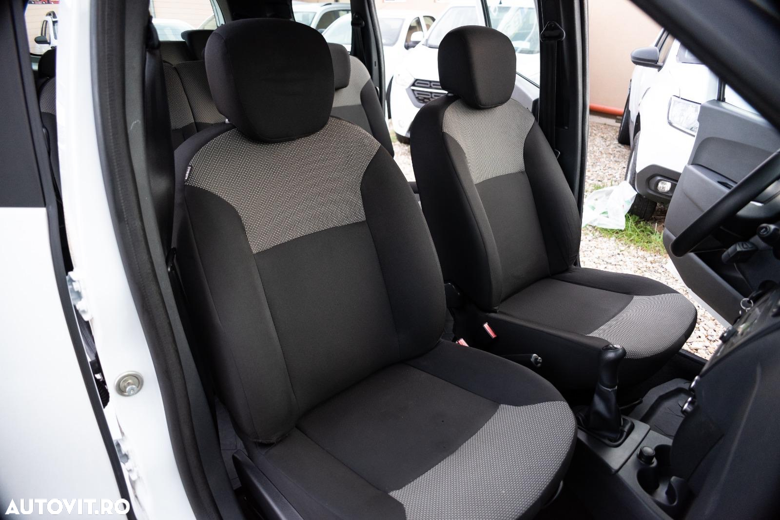 Dacia Lodgy 1.5 Blue dCi Laureate - 22