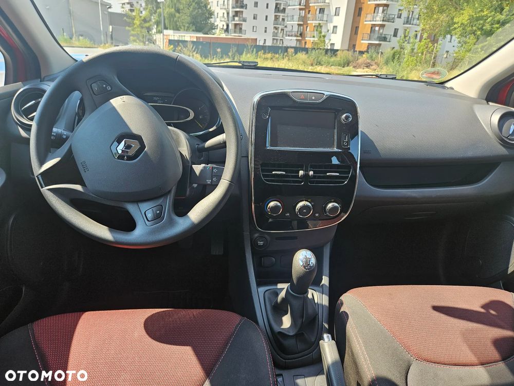 Renault Clio 1.2 16V Expression - 21