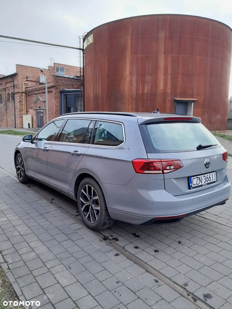 Volkswagen Passat 1.5 TSI EVO Elegance DSG - 5