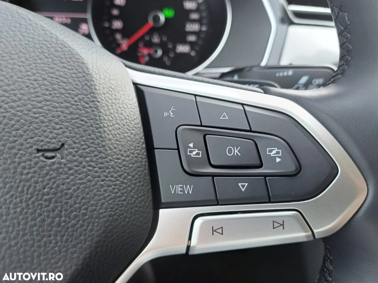 Volkswagen Passat 2.0 TDI DSG Comfortline - 14