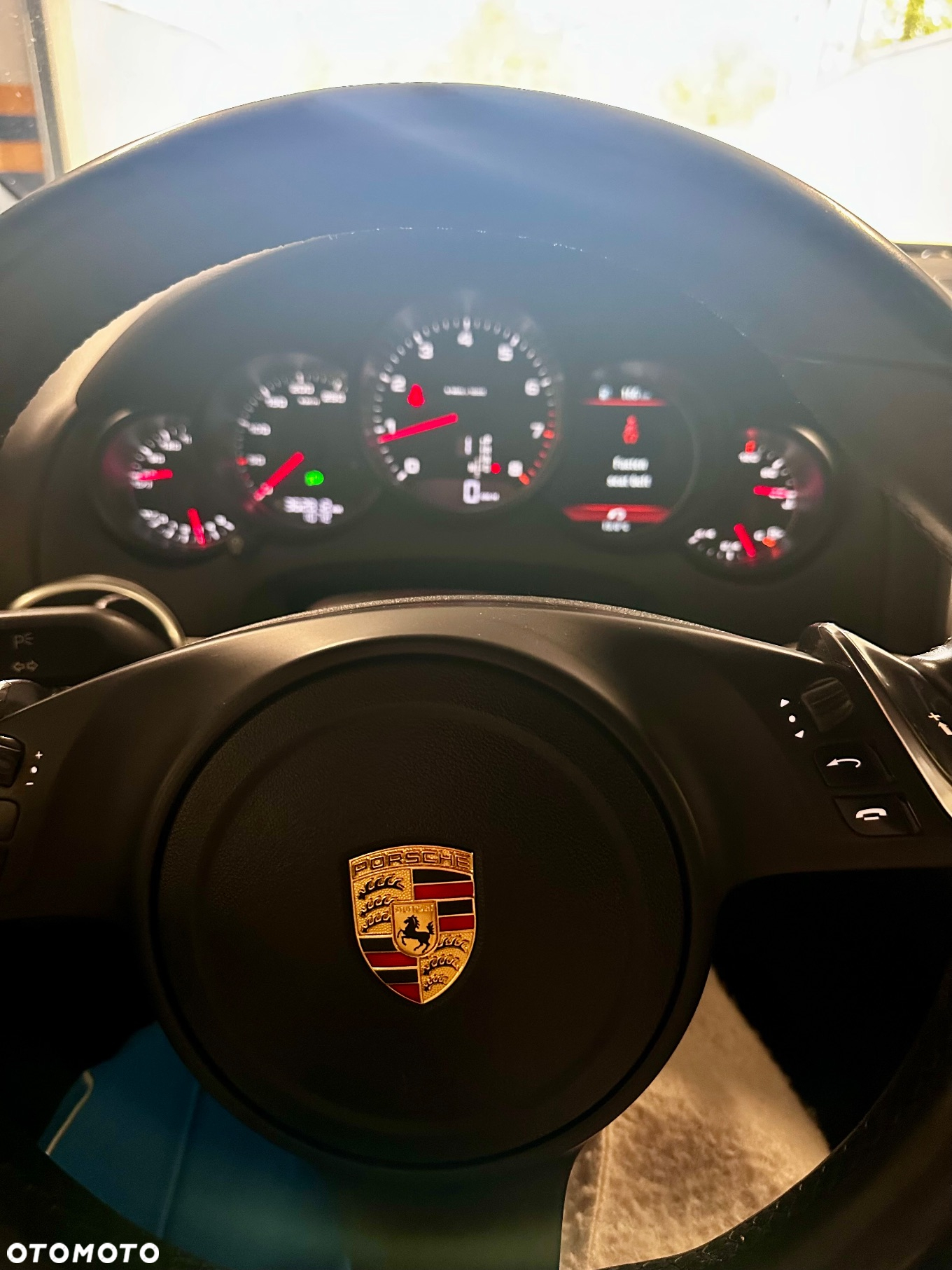 Porsche Cayenne - 9