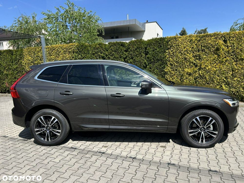 Volvo XC 60 T5 Momentum - 4