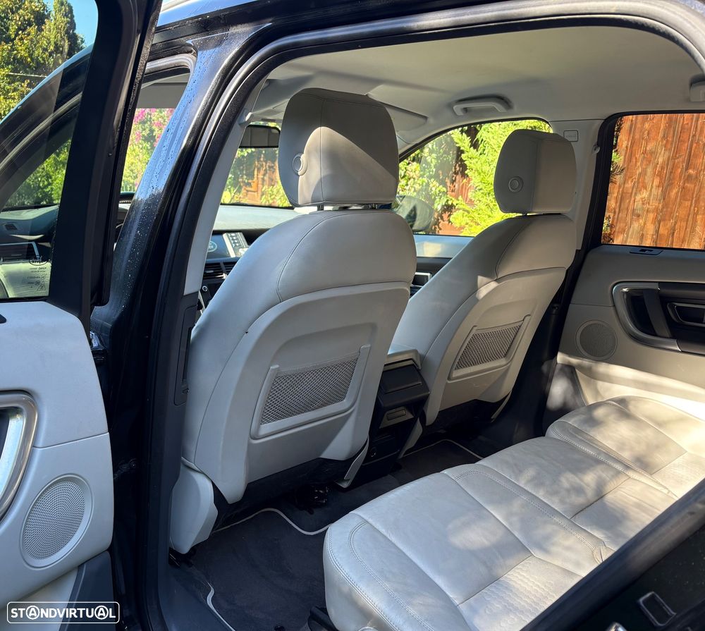 Land Rover Discovery Sport 2.2 Td4 HSE 7L - 6