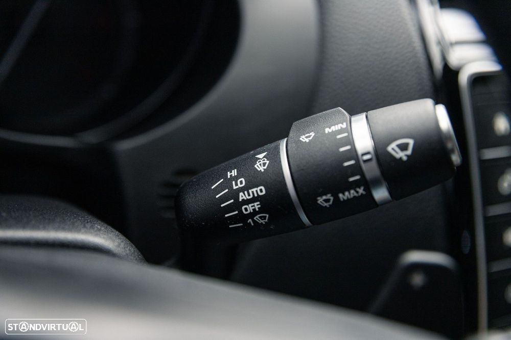 Jaguar XE 2.0 D Prestige Aut. - 33