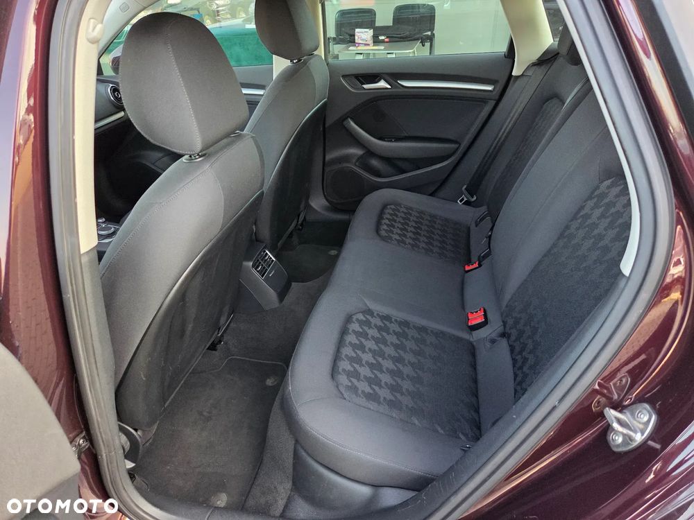 Audi A3 Sportback 2.0 TDI (clean diesel) Attraction - 19