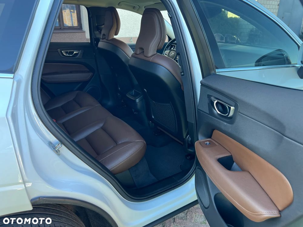 Volvo XC 60 D4 AWD Inscription - 12
