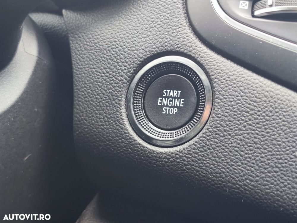 Renault Megane E-TECH 160 TECHNO - 30