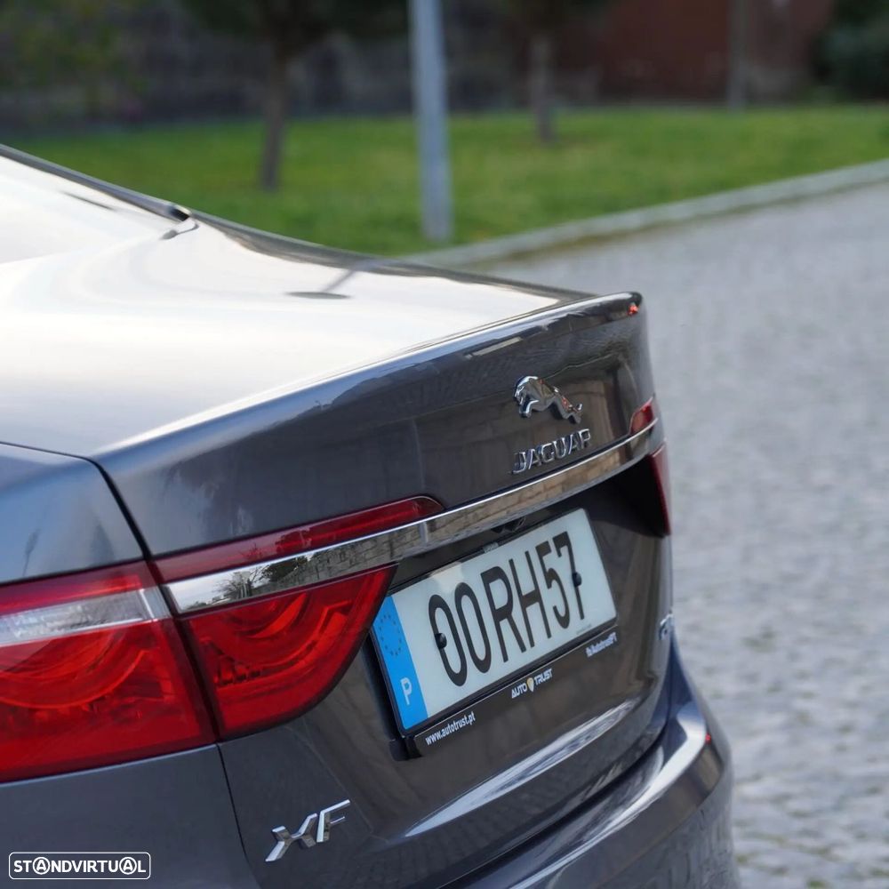 Jaguar XF - 36