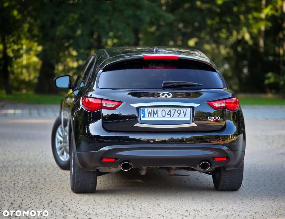 Infiniti QX70 3.7 GT - 6
