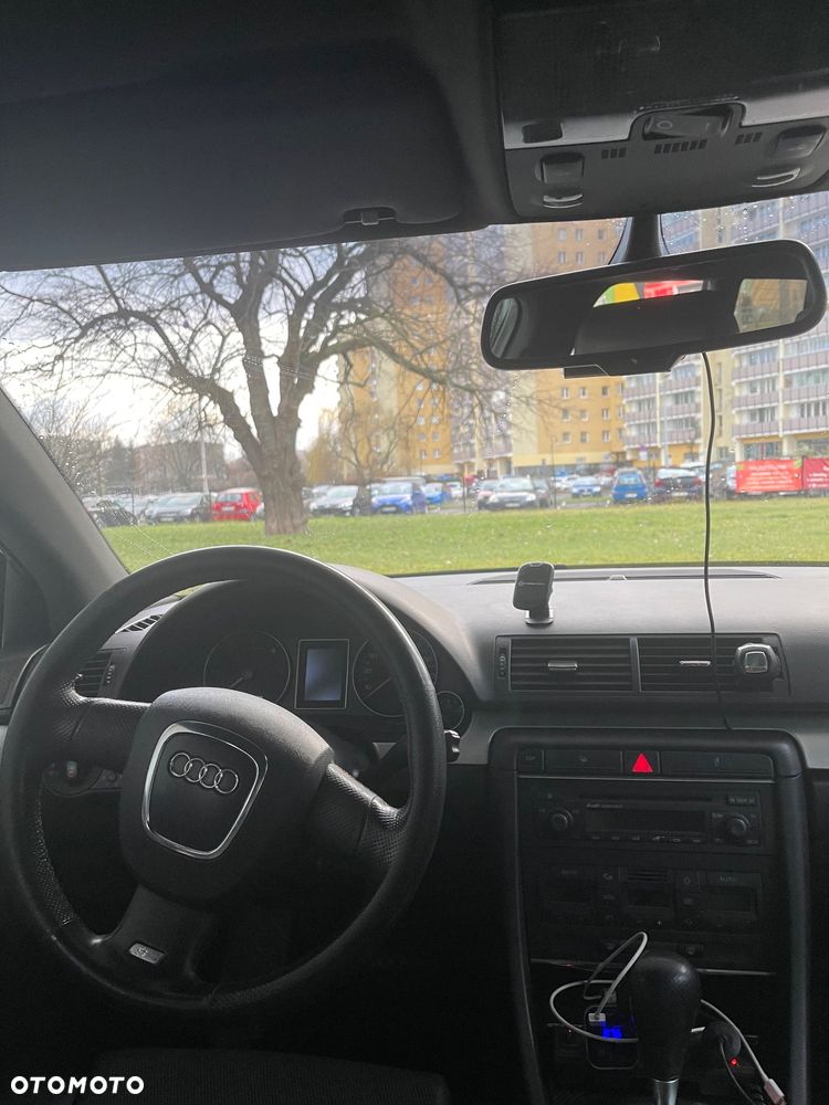 Audi A4 Avant 2.0 TDI Multitronic - 4
