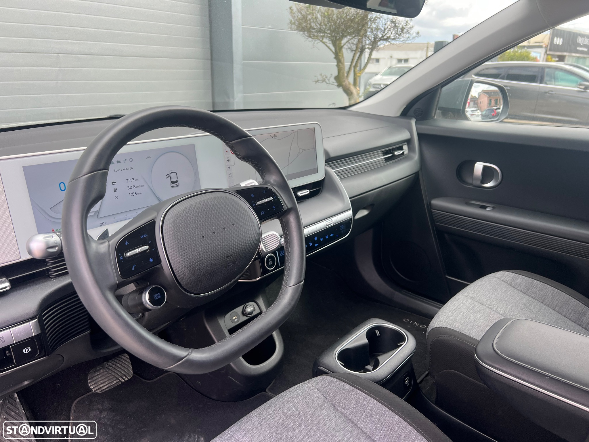 Hyundai Ioniq 5 73kWh Vanguard - 11