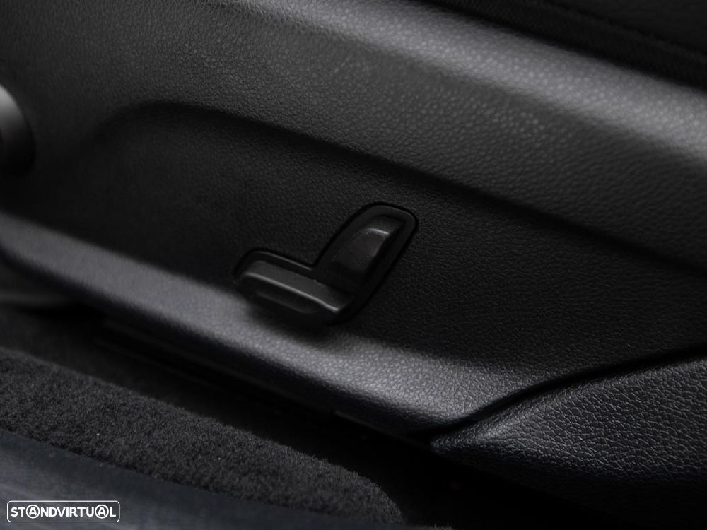 Mercedes-Benz E 300 de 4Matic 9G-TRONIC - 19