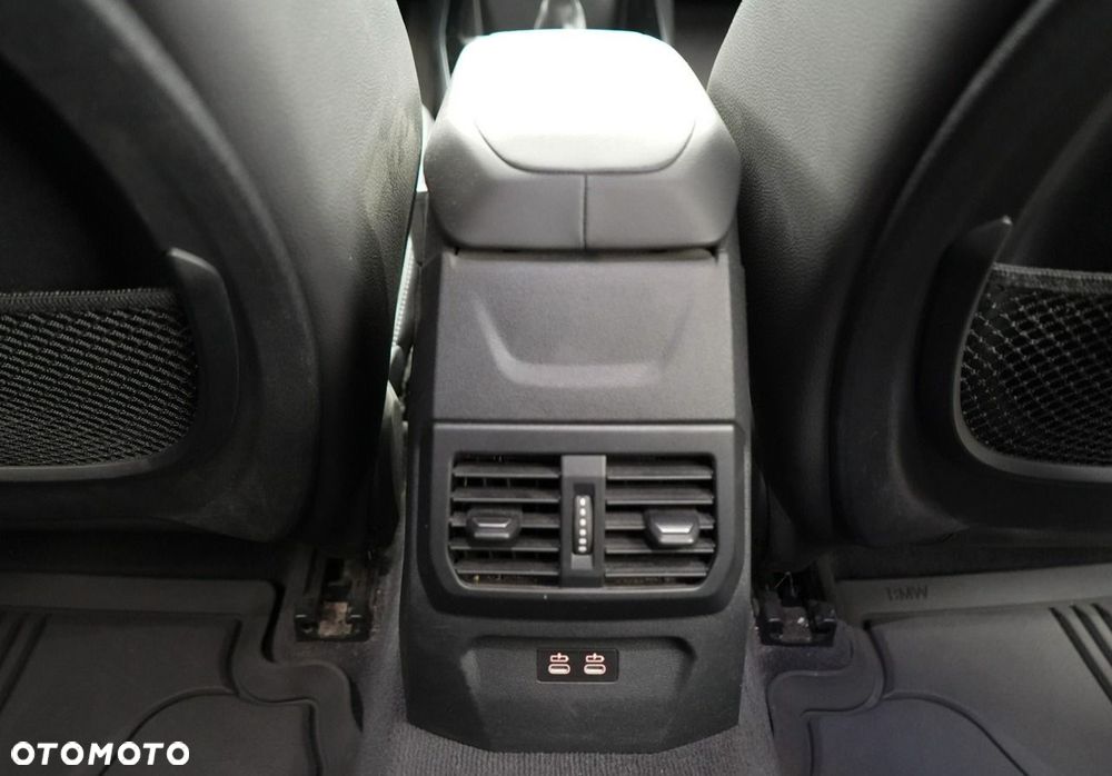 BMW Seria 1 - 23