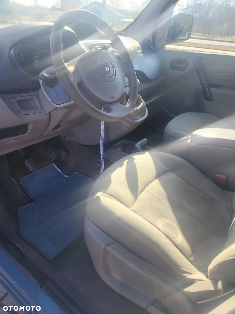 Renault Kangoo 1.5 dCi Helios - 10